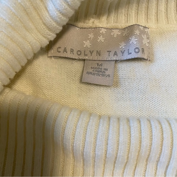 CAROLYN TAYLOR Off White Cream Turtleneck Sweater 100% Acrylic Size Medium - Picture 9 of 10